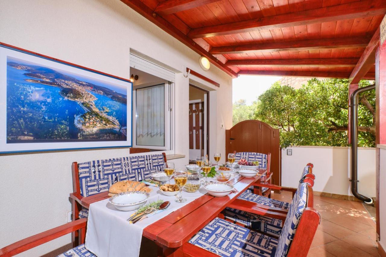 Apartments Antares Mali Lošinj Exterior foto