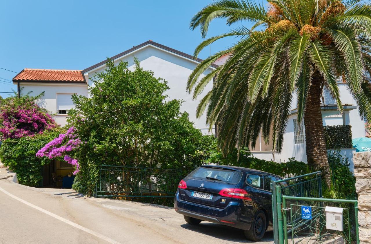 Apartments Antares Mali Lošinj Exterior foto